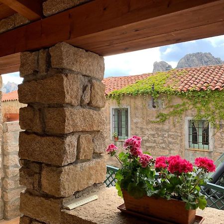 Villa Casa Nel Borgo Di San Pantaleo Extérieur photo