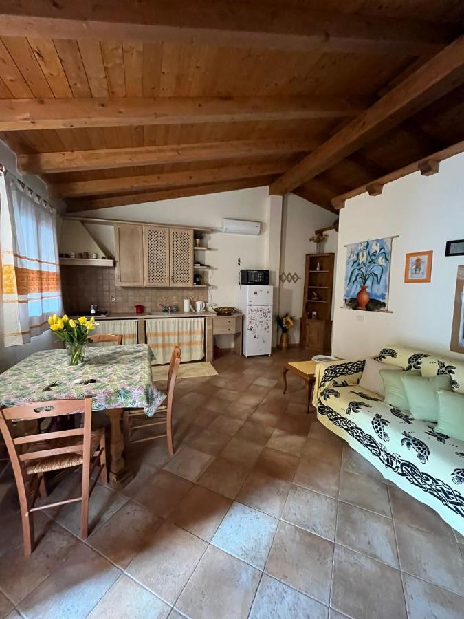 Villa Casa Nel Borgo Di San Pantaleo Extérieur photo
